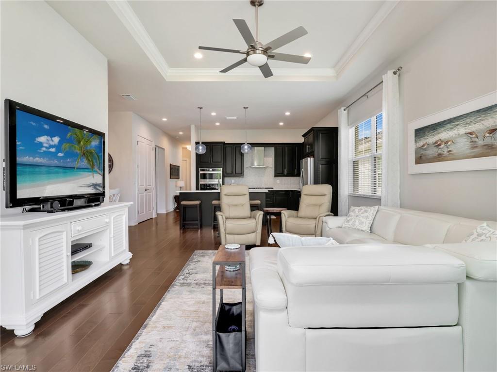 9225 Cayman DR photo 11