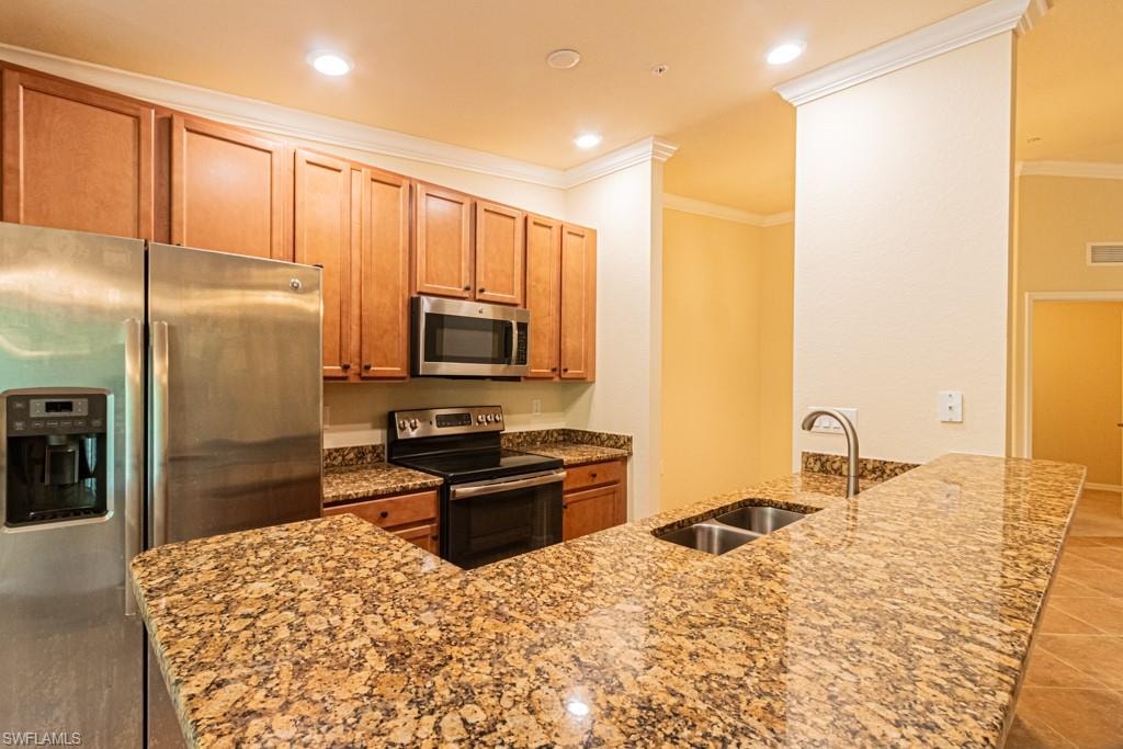 13761 Julias WAY 323 photo 26