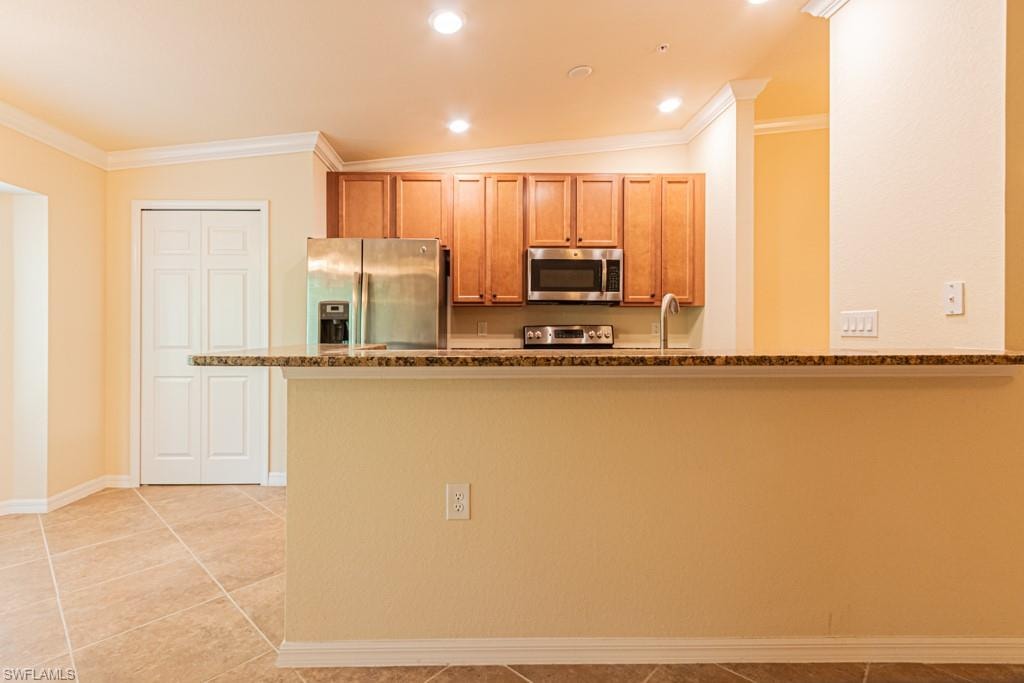 13761 Julias WAY 323