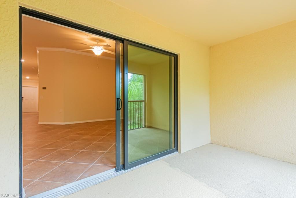 13761 Julias WAY 323 photo 14