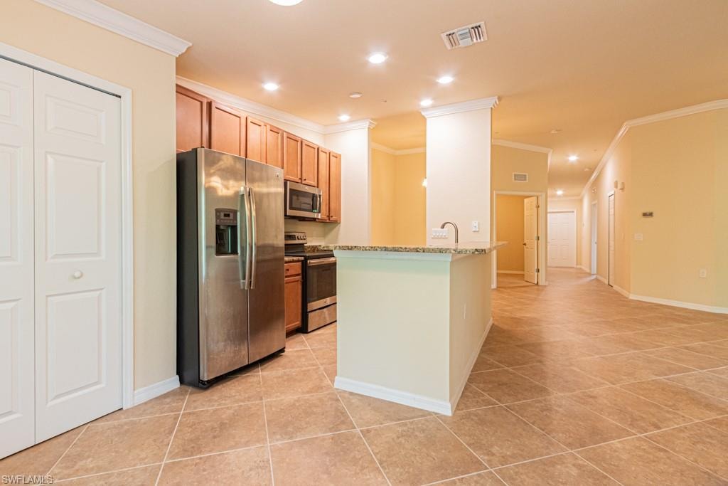13761 Julias WAY 323