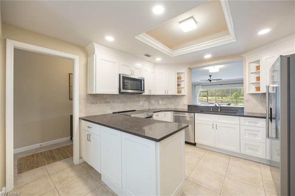 6240 Bellerive AVE 603 photo 10