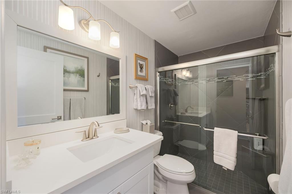 6240 Bellerive AVE 603 photo 19