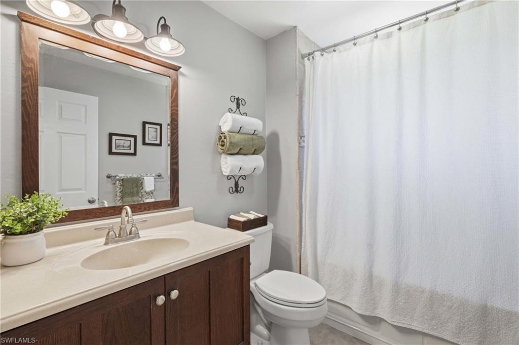 Upstairs Guest Bathroom
