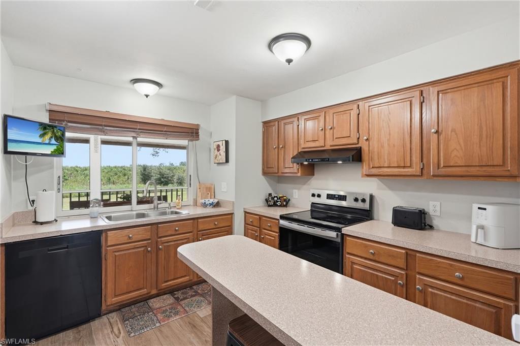 17900 Devore LN photo 17