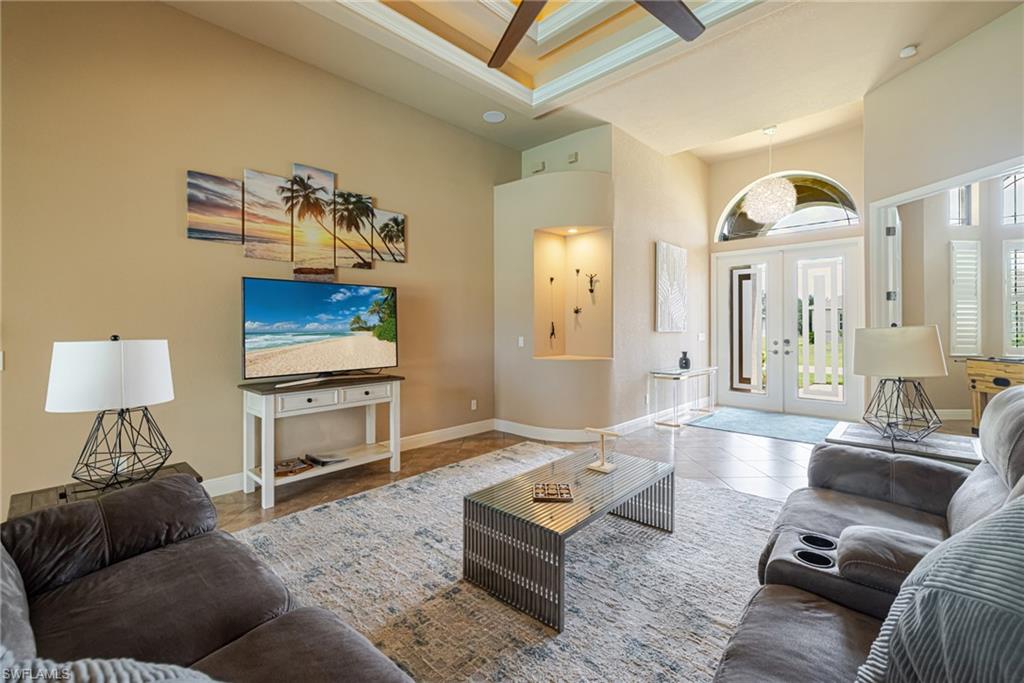 2832 SW 26th AVE photo 6