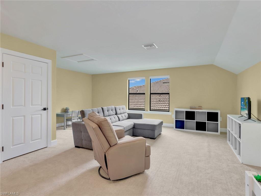 9487 Greyhawk TRL photo 23