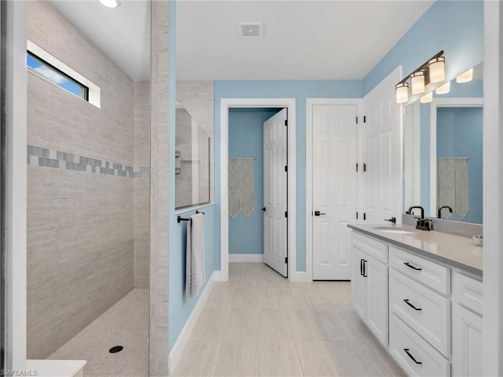 9487 Greyhawk TRL photo 16