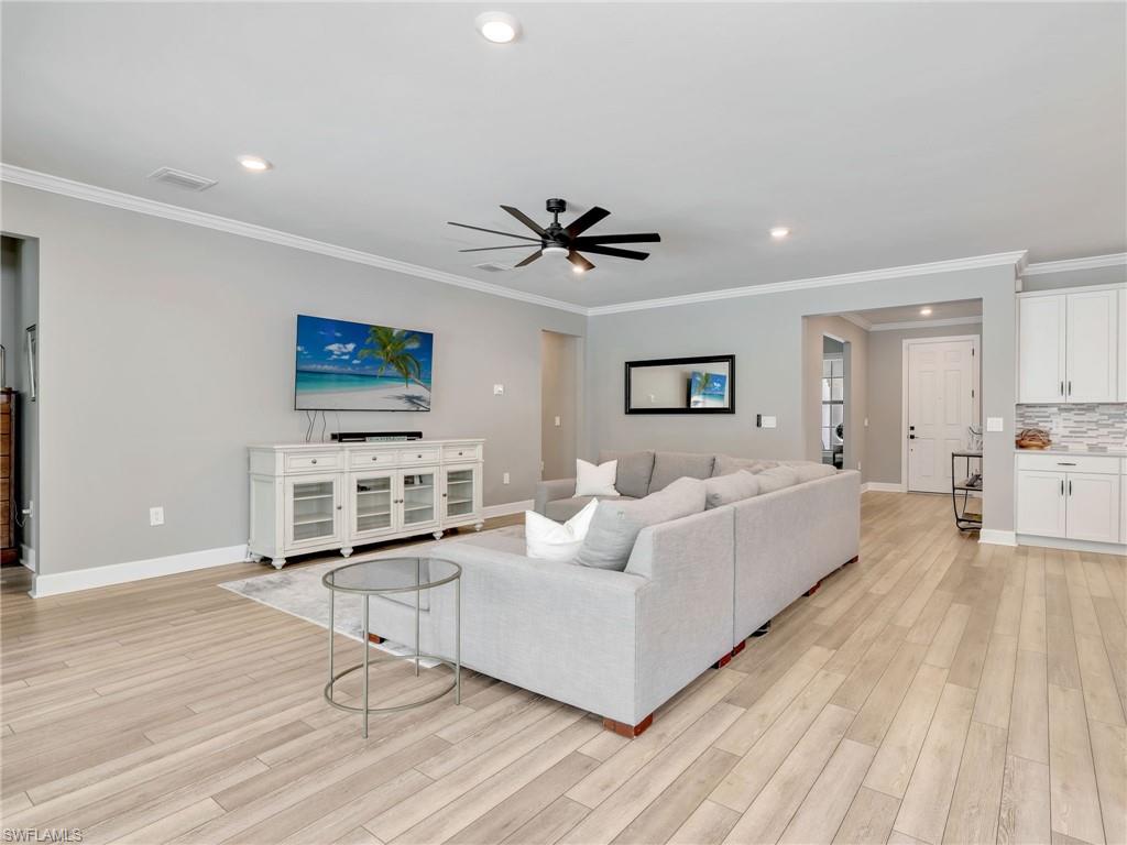 9487 Greyhawk TRL photo 8