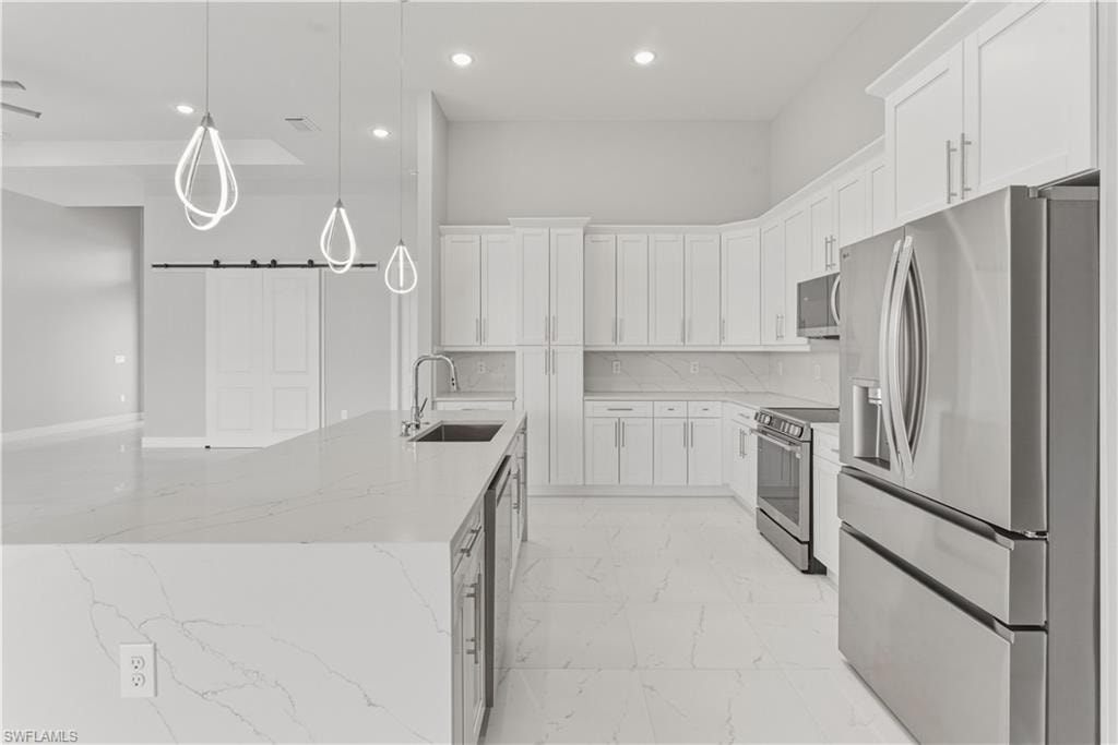 4328 NW 32nd LN photo 7