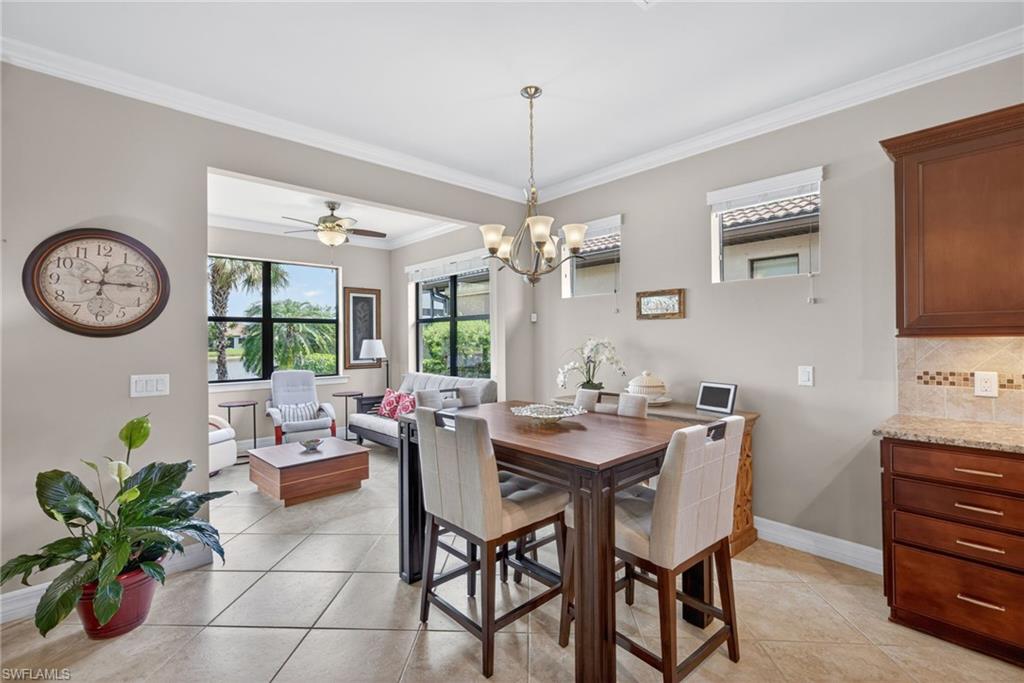 5979 Prosperity LN photo 7