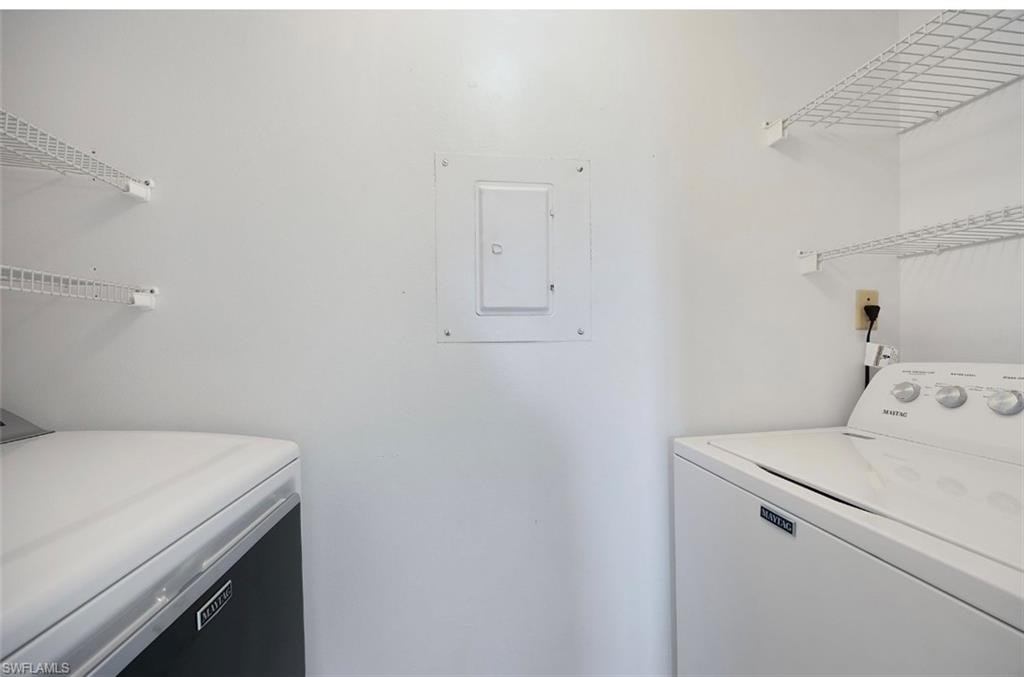37 High Point CIR E 602 photo 29