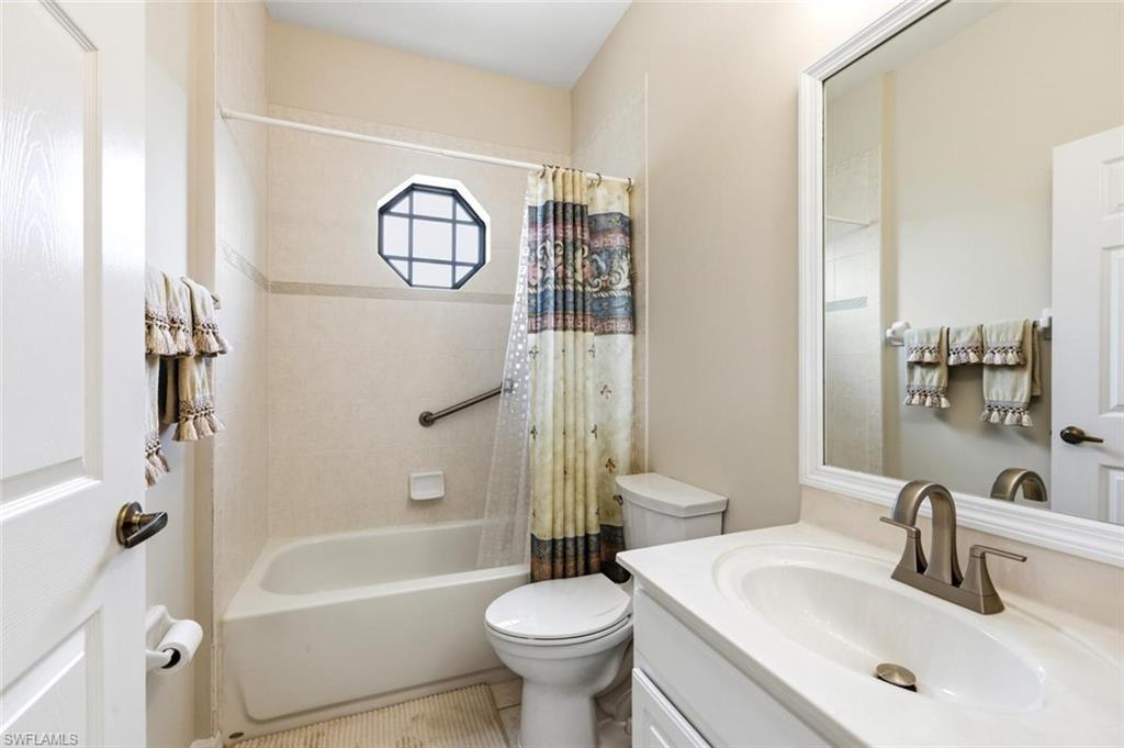 7685 Meadow Lakes DR 1301 photo 23