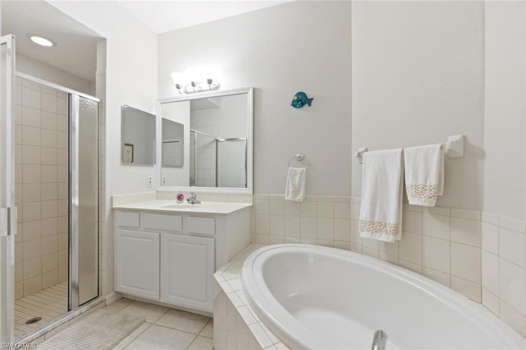7685 Meadow Lakes DR 1301 photo 19