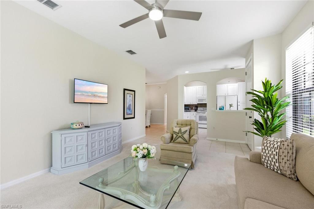 7685 Meadow Lakes DR 1301 photo 8
