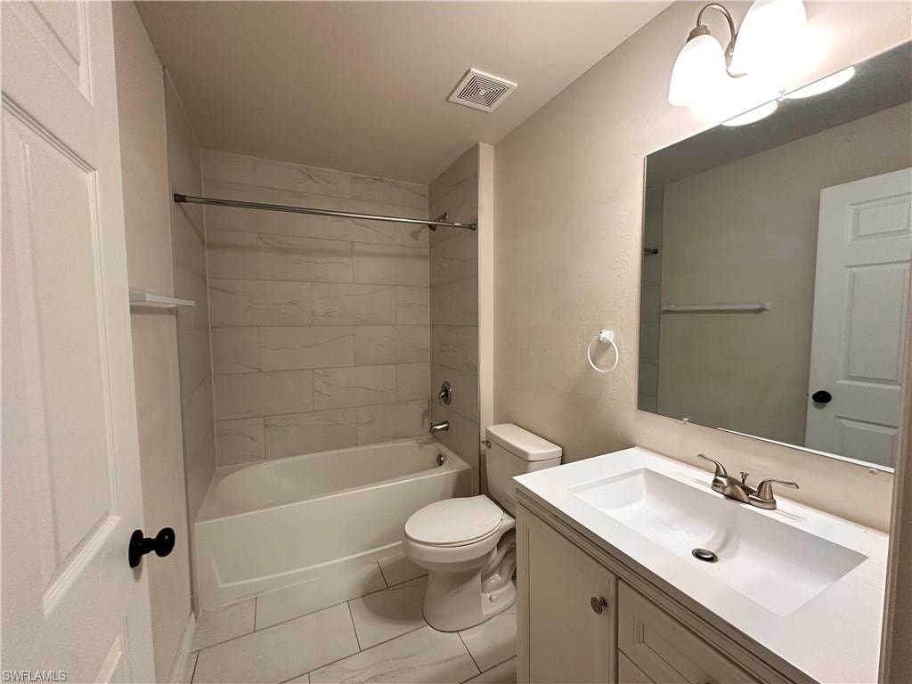 2212 SW Santa Barbara PL photo 8