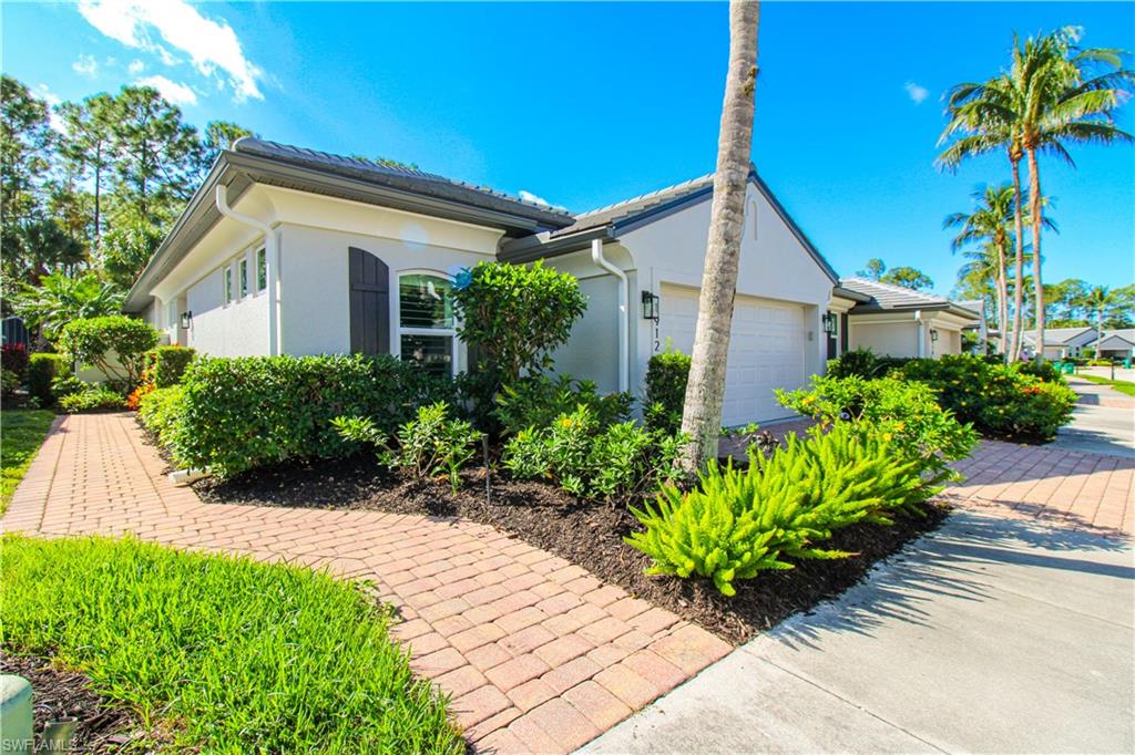 1912 Tarpon Bay DR N