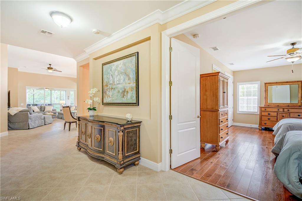 11000 Carrara CT 202 photo 16