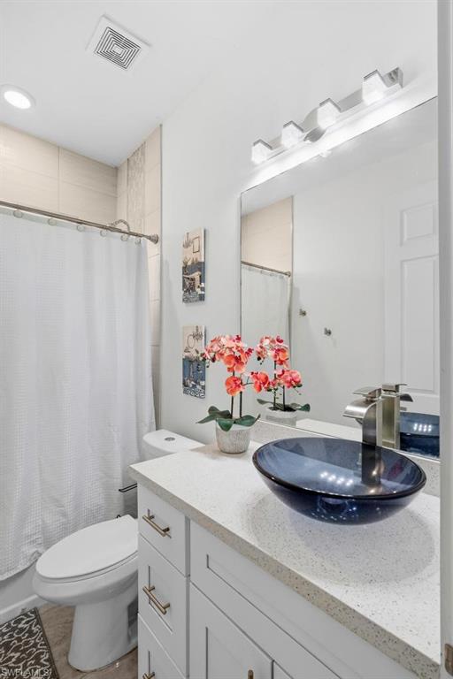 1211 Eclat ST E photo 18