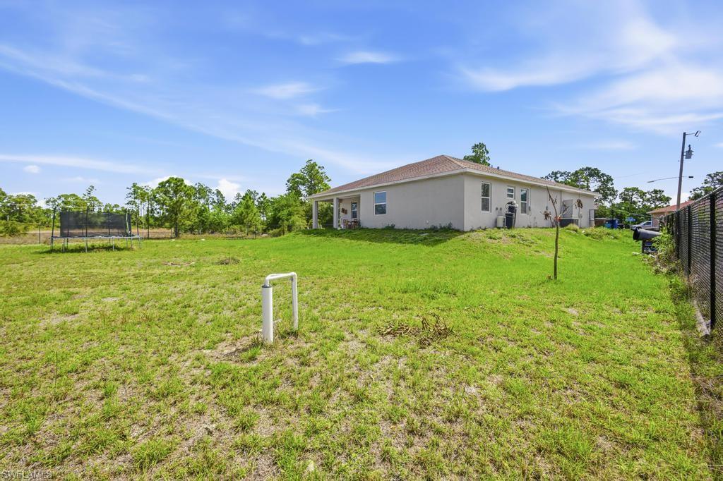 1211 Eclat ST E photo 29