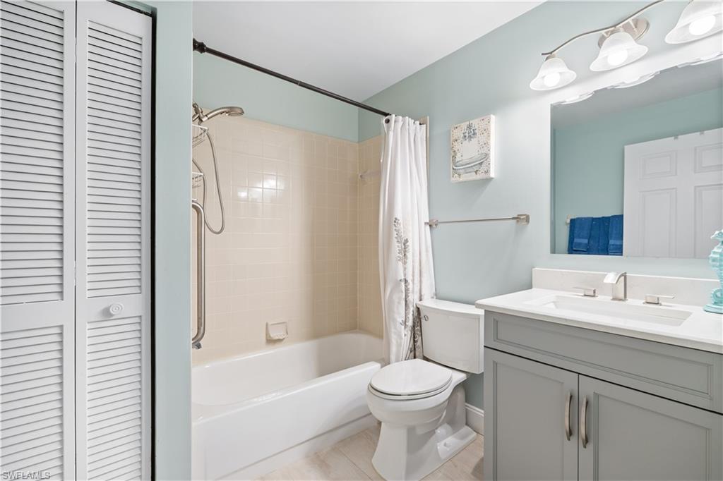 757 Wiggins Lake DR 106 photo 17