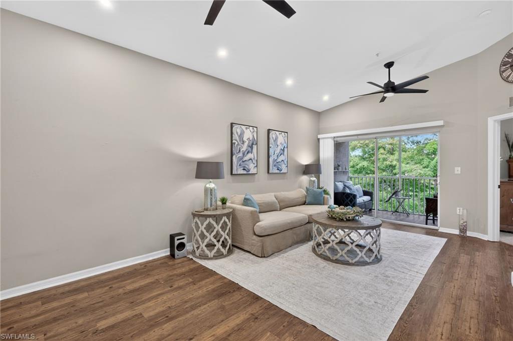15420 Bellamar CIR 3123 photo 8