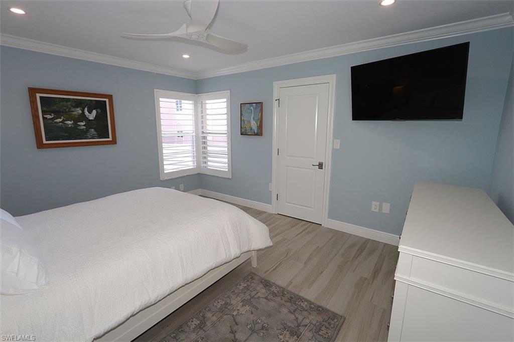 6131 Pelican Bay BLVD I4 photo 12