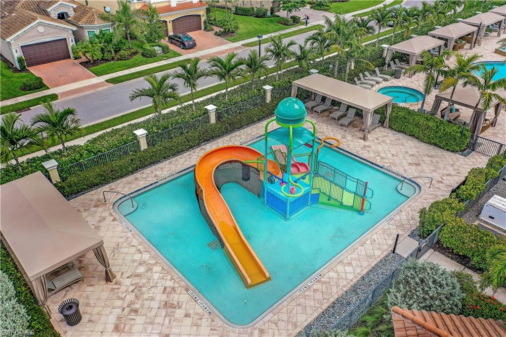 Tot pool at Marbella Isles clubhouse
