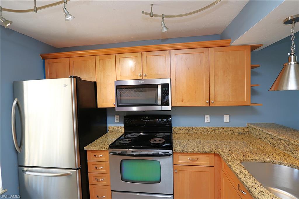 1305 Mainsail DR 1002 photo 7