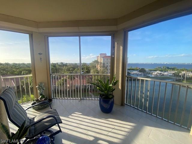 15160 Harbour Isle DR 501 photo 21