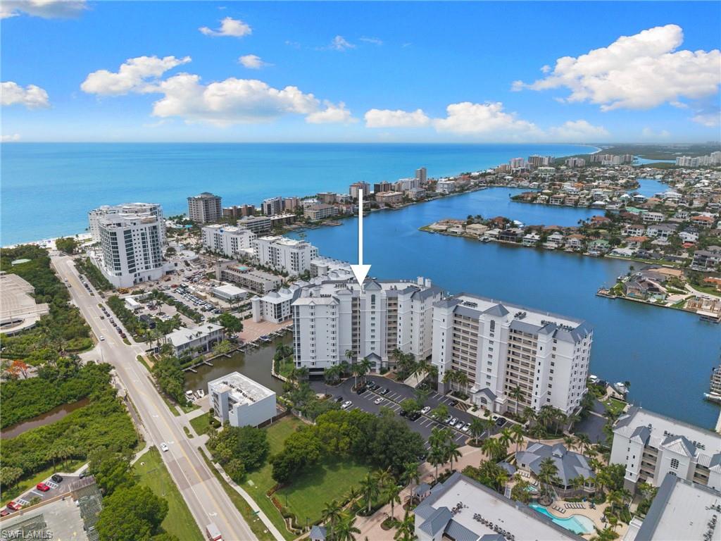 Just minutes from Vanderbilt Beach, The Ritz-Carlton, Mercato, Pavilion, and Waterside Shops, this residence offers the very best of luxury coastal living in Naples.
