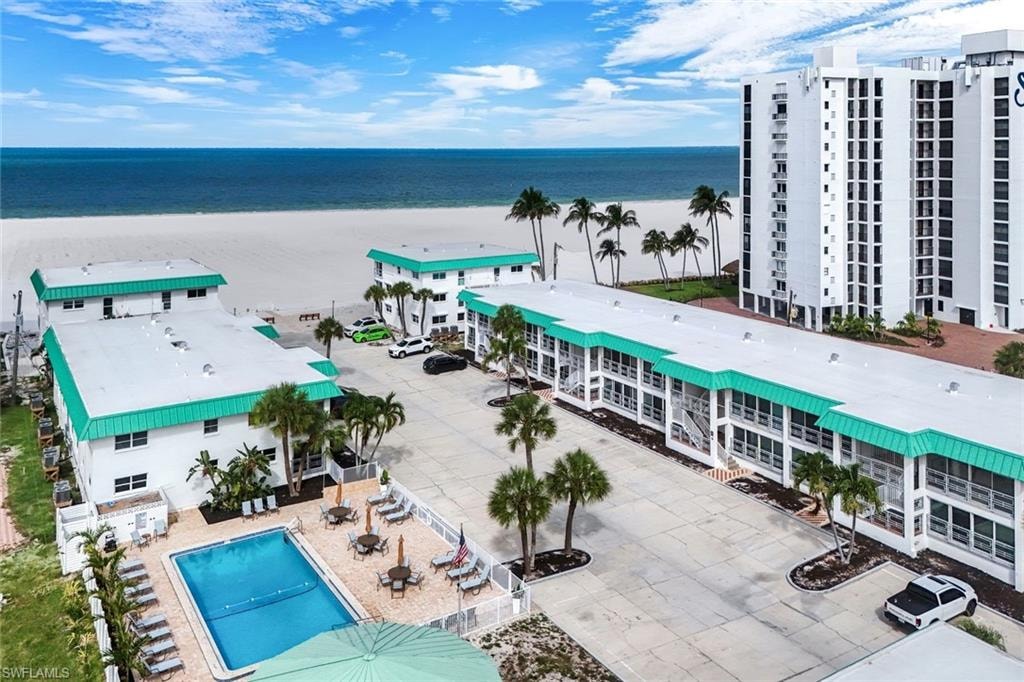 Steps away from the Gulf...
