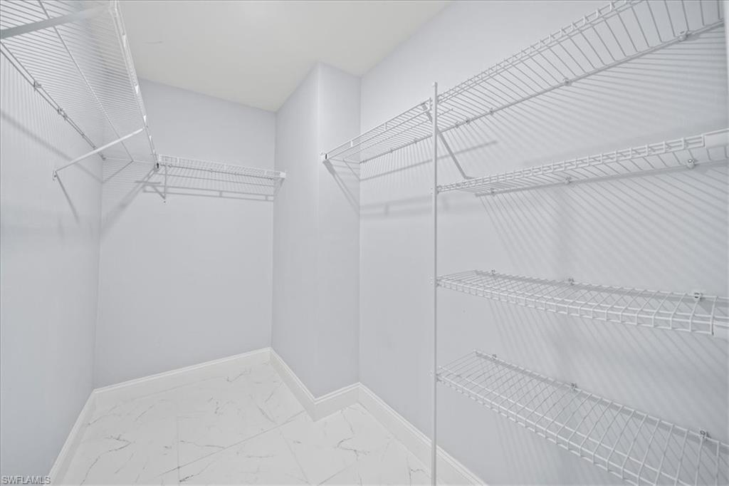 10535 Crossback LN photo 23