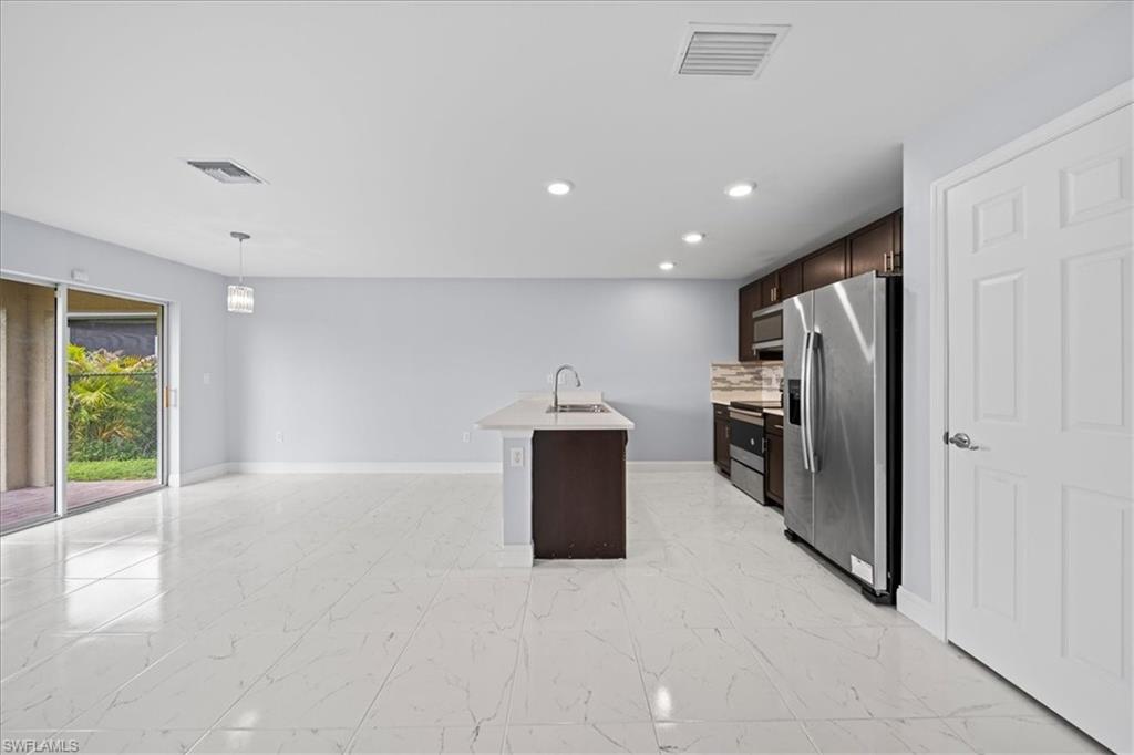 10535 Crossback LN photo 18