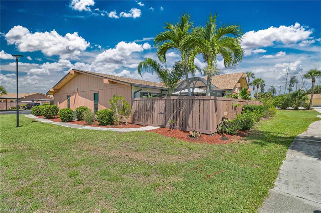 6386 Royal Woods DR