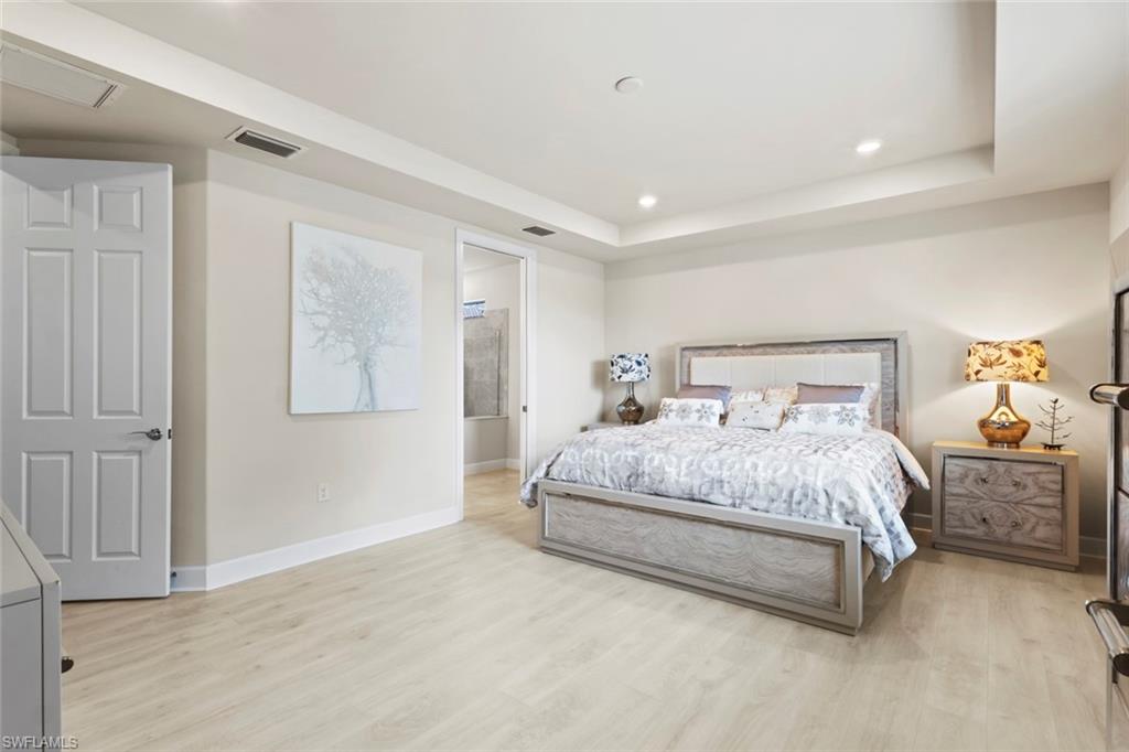 5874 Champion LN photo 10