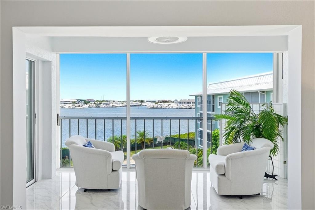 1280 Blue Point AVE C30