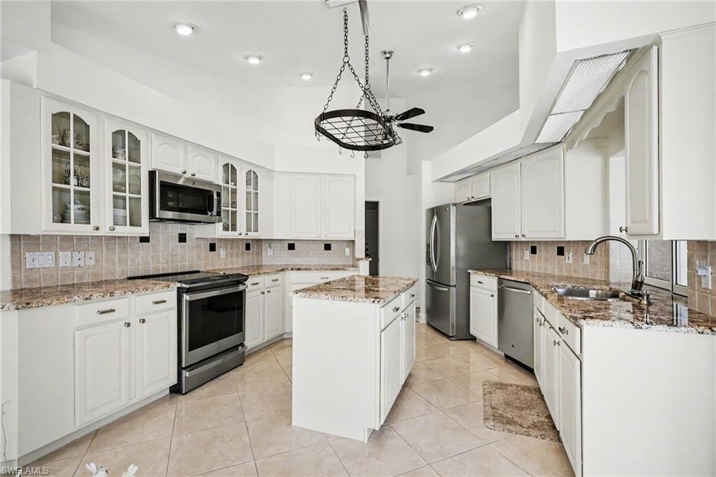 7860 Twin Eagle LN photo 11