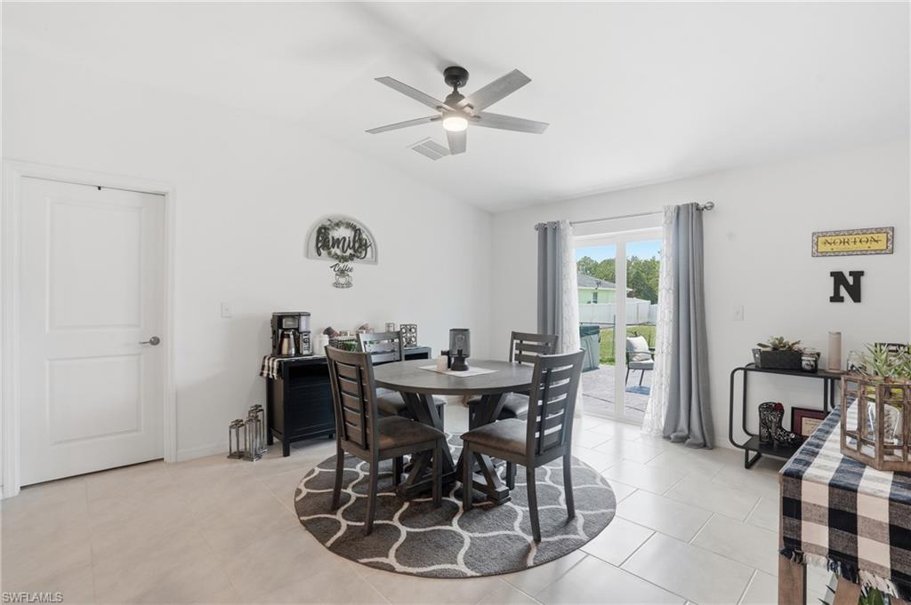 184 Peerless ST photo 13