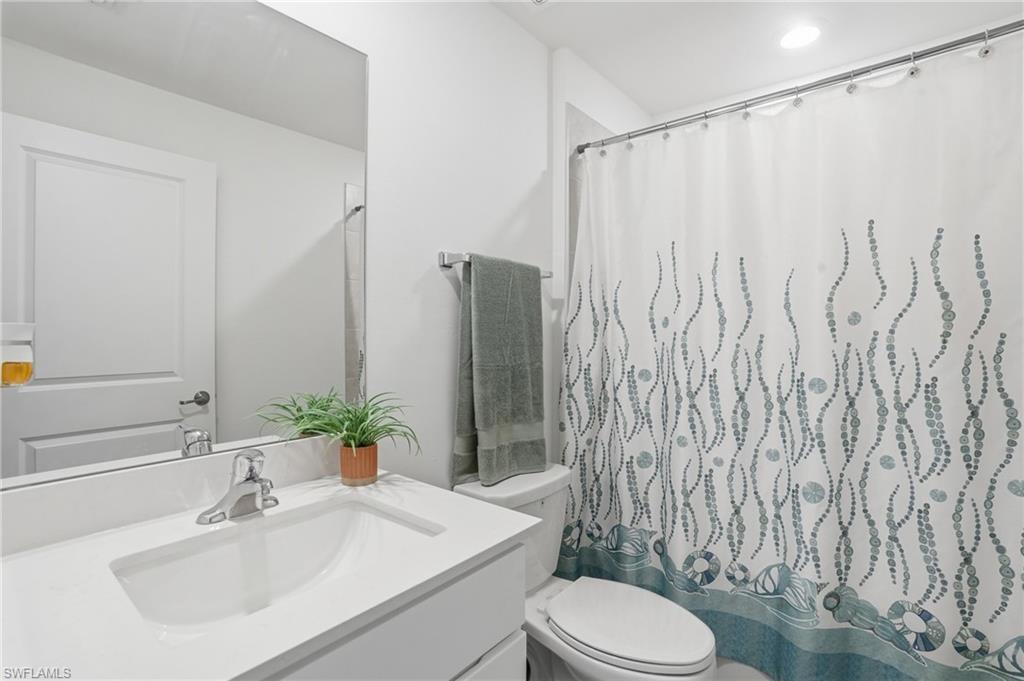 184 Peerless ST photo 26