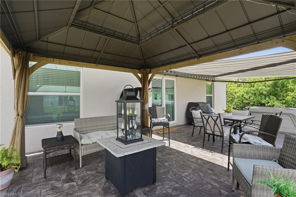 184 Peerless ST photo 32