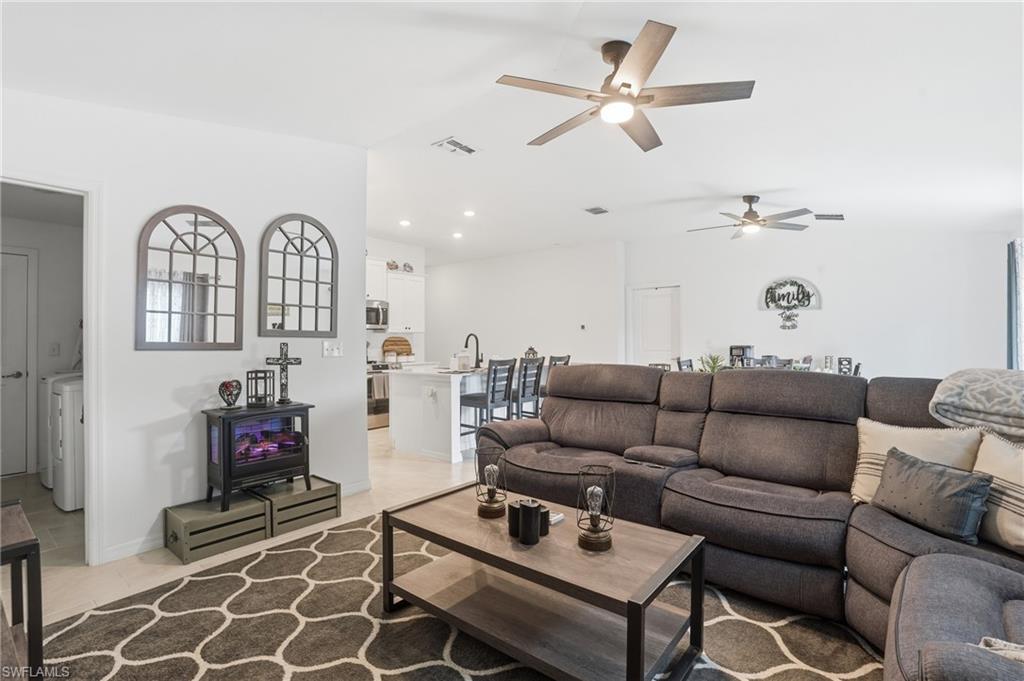 184 Peerless ST photo 11