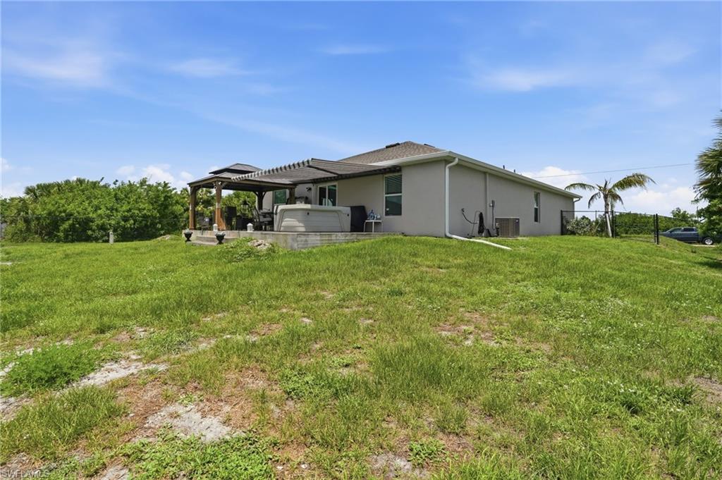 184 Peerless ST photo 35