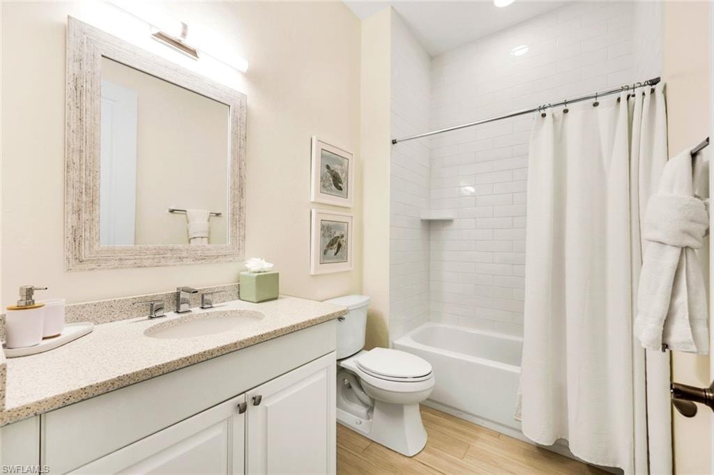 800 Breakaway LN 203 photo 16