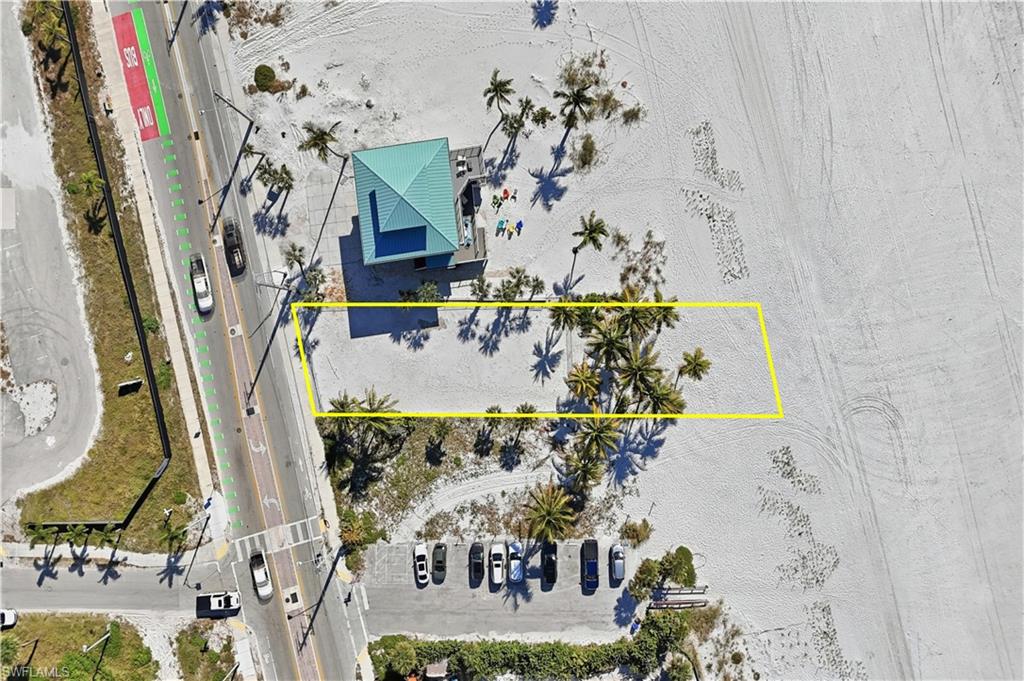 Aerial view of property and surrounding area with property boundaries highlighted - Virtually Edited Image