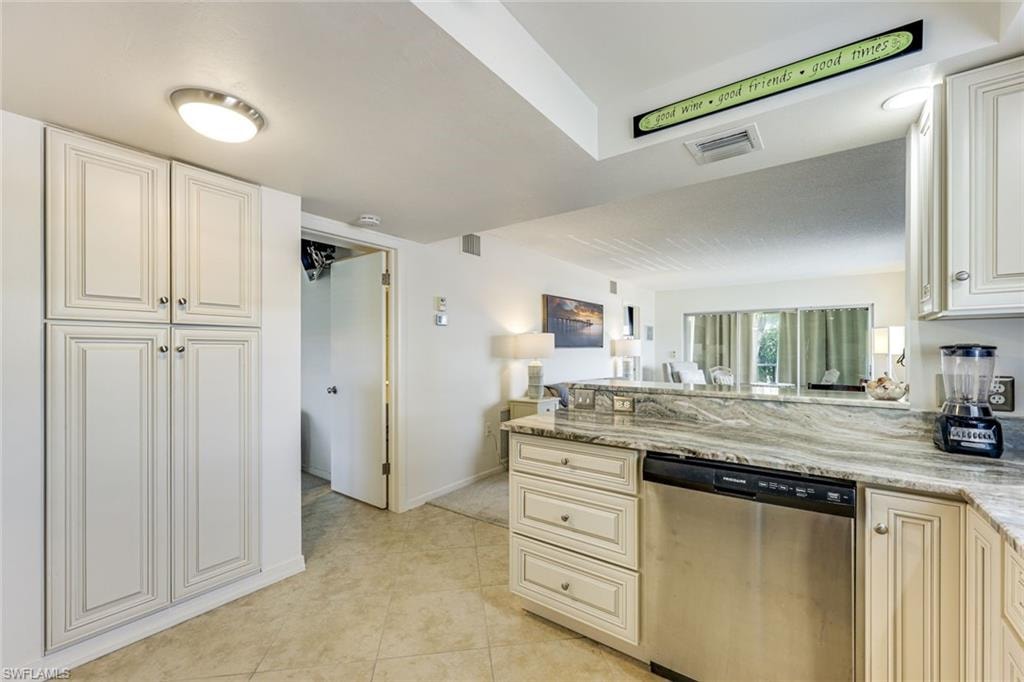 5 High Point CIR W 204