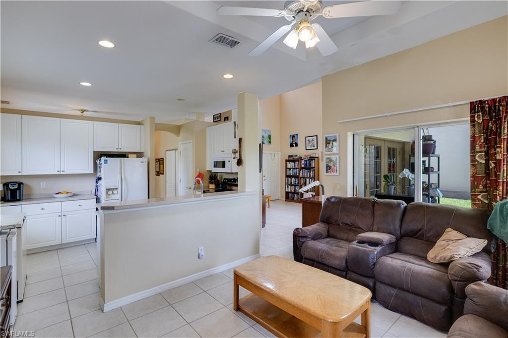 8830 Spring Mountain WAY photo 7