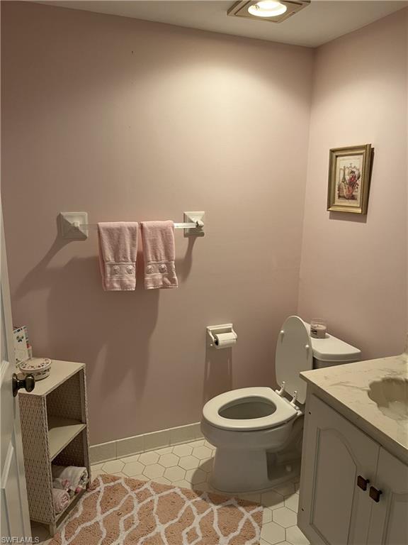 6075 Pelican Bay BLVD 1204 photo 12