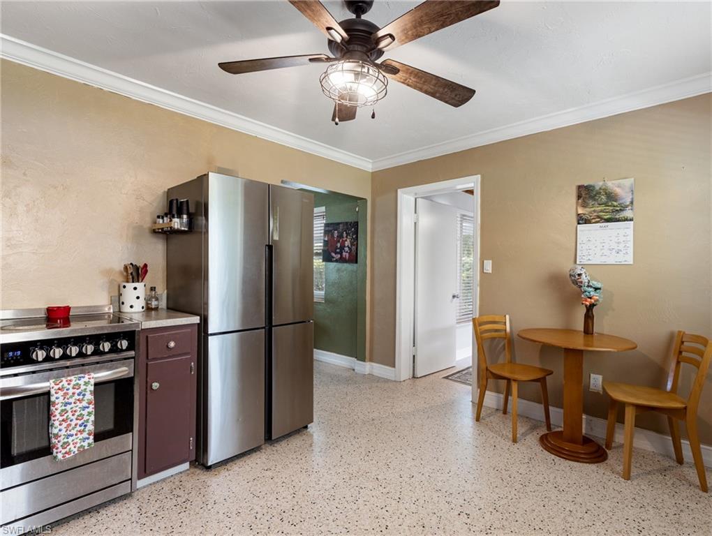 5521 Shaddelee LN W photo 8