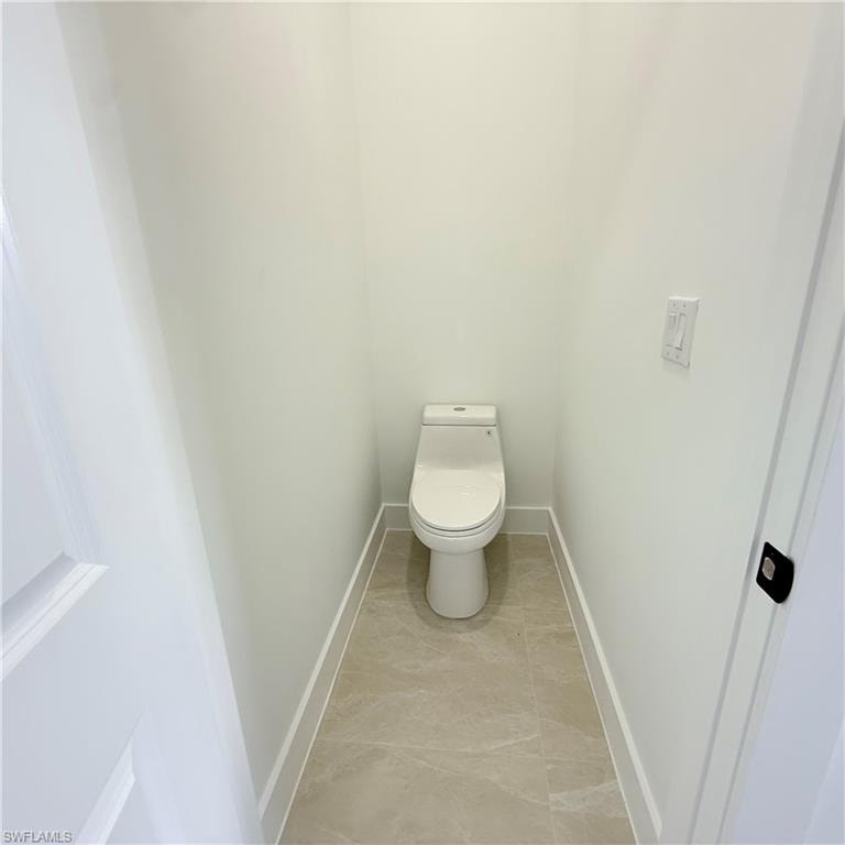 1047 Merry ST E photo 16